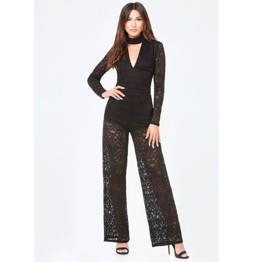BEBE Stretch Lace Movkneck Jumpsuit 🔥